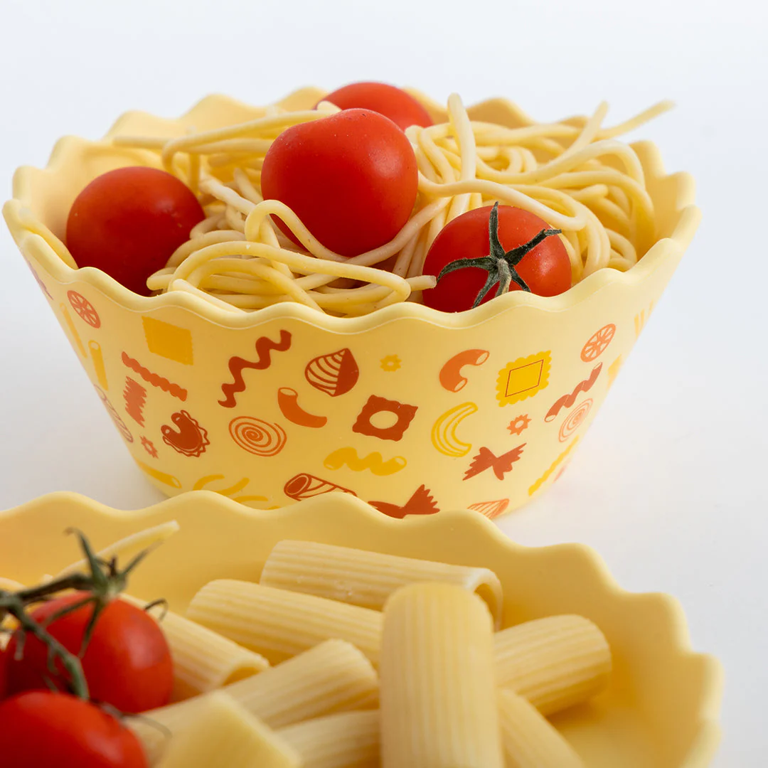 Pasta Wavy Edge Silicone Bowl and Plate Set - Image 6
